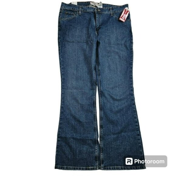 Levi's Signature Stretch Lowrise Bootcut Darkwash Denim Jeans in 18 NWT - Picture 1 of 7